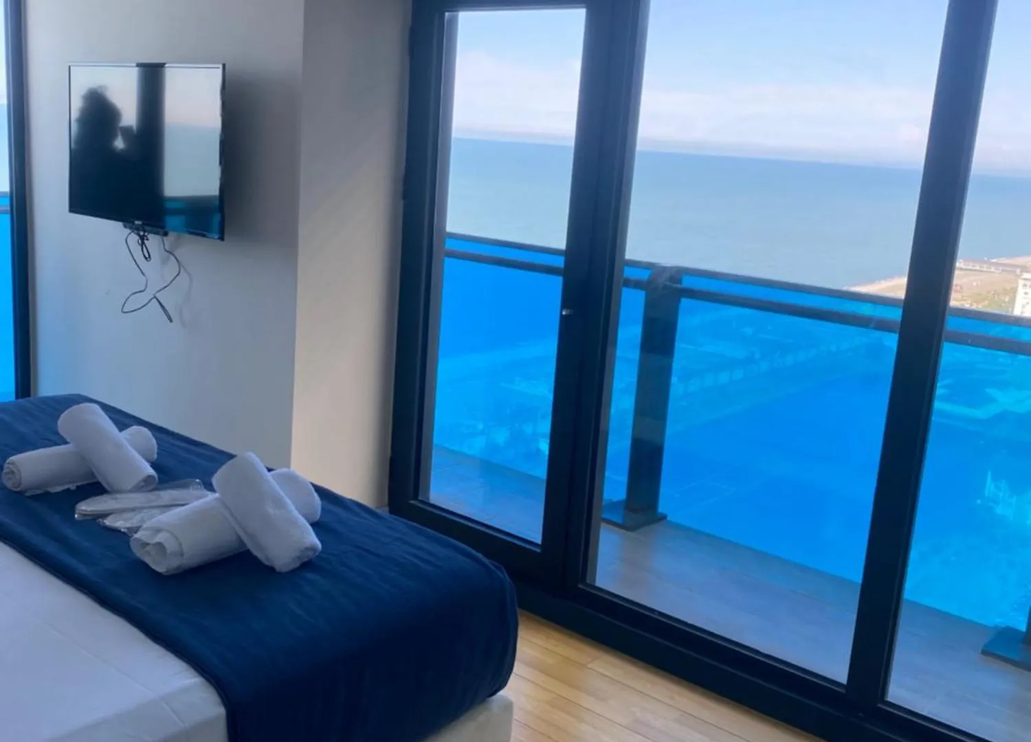 Delux Sea View Aparthotel In Orbi City Batumi