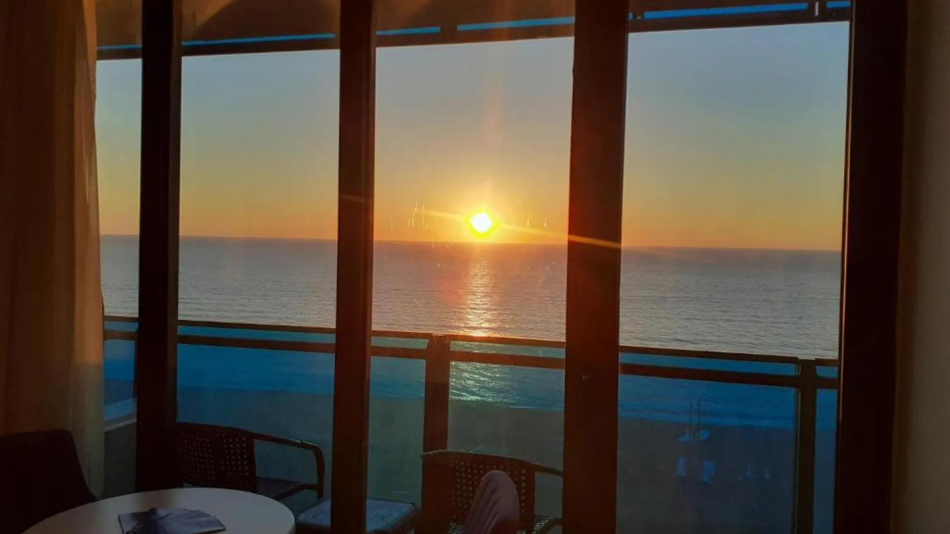 Delux Sea View Aparthotel In Orbi City Batumi 5*,