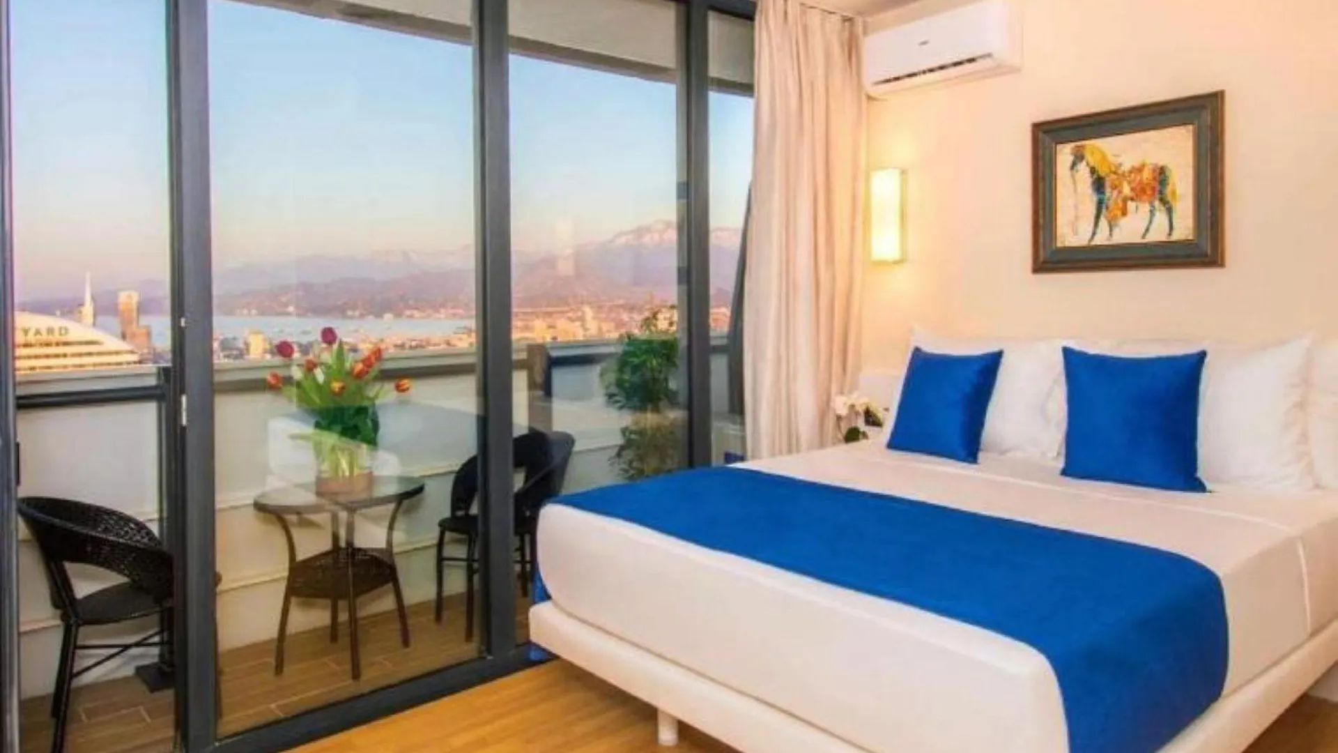 Delux Sea View Aparthotel In Orbi City Batumi 5*,  Gruzie
